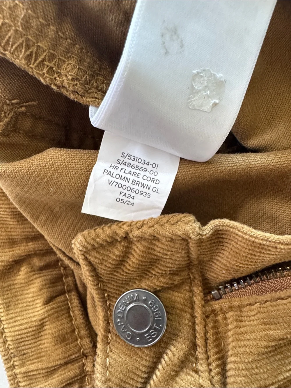 Girls Gap Corduroy Flare Pants in Brown